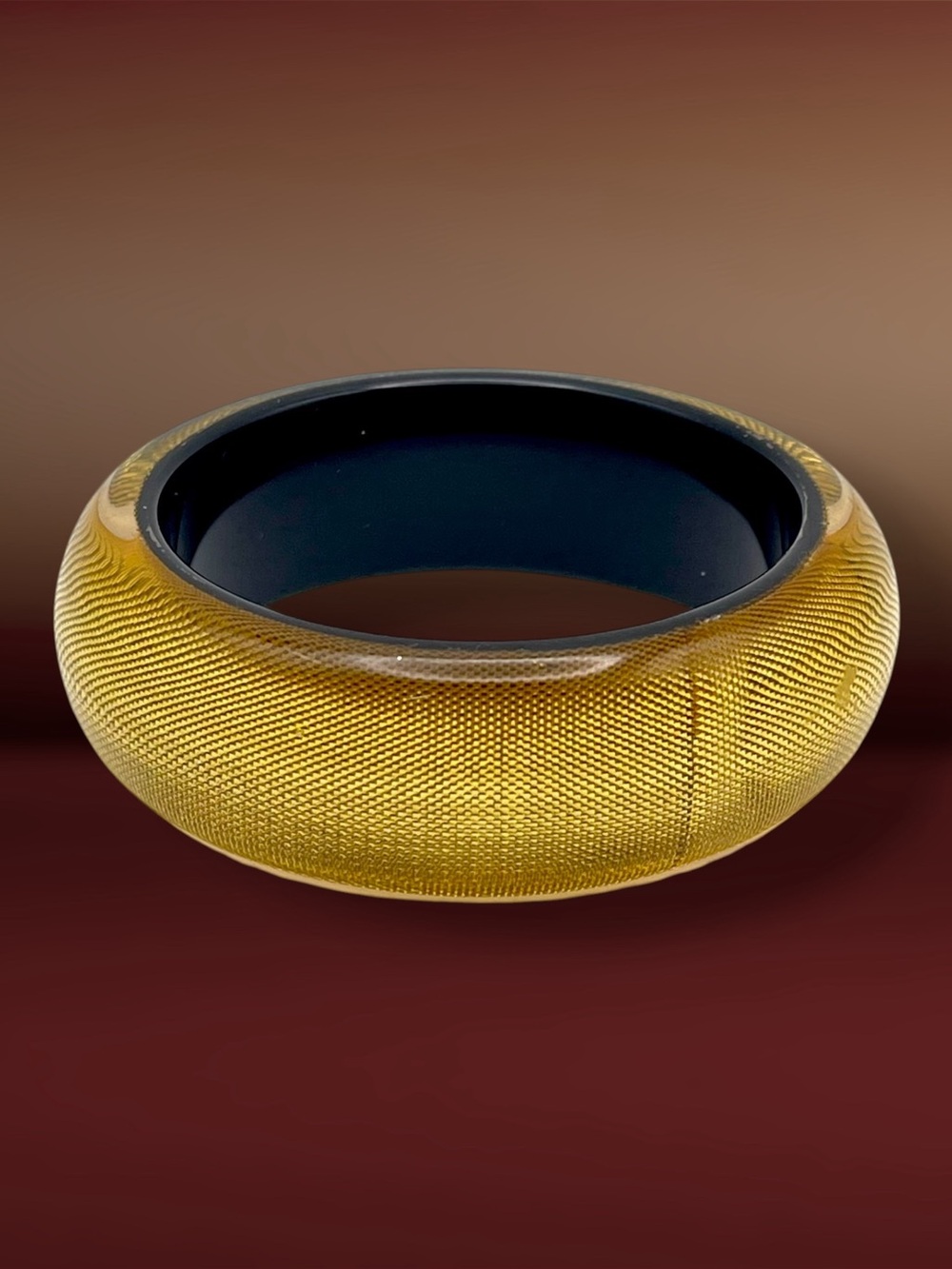 Vintage 70s Lucite Gold Mesh Inclusion Chunky Bangle Bracelet